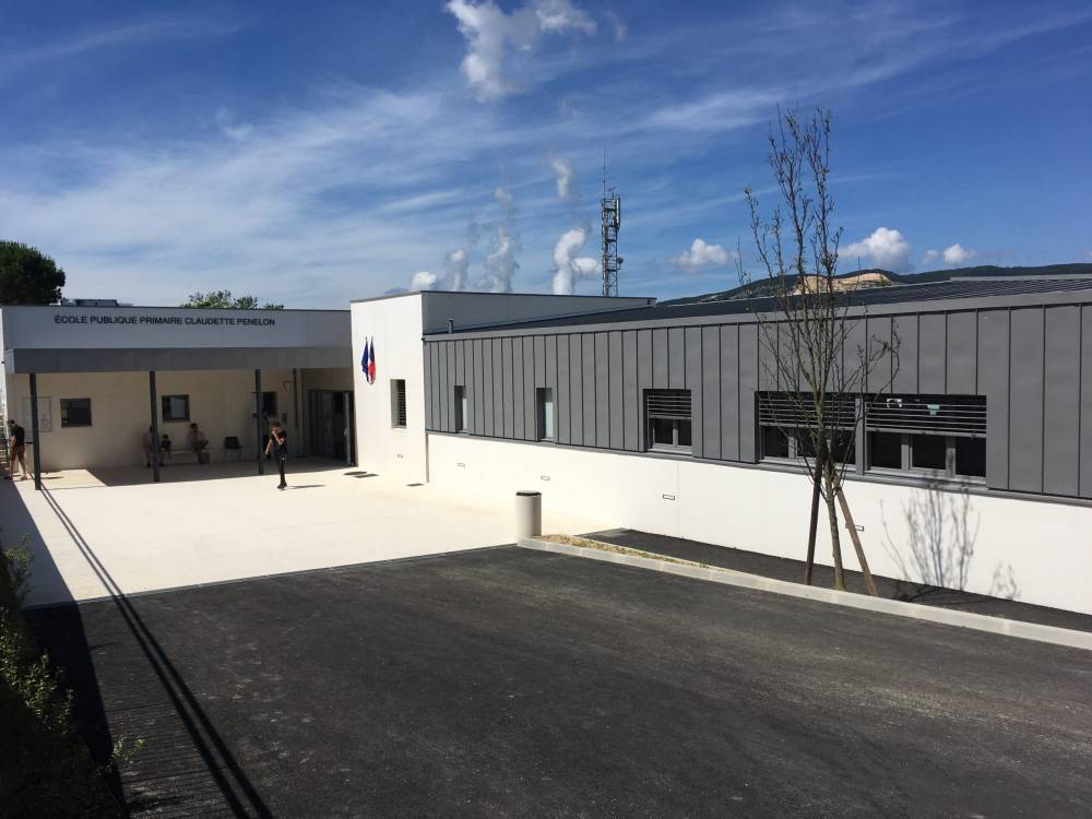 Bardage école en Zinc